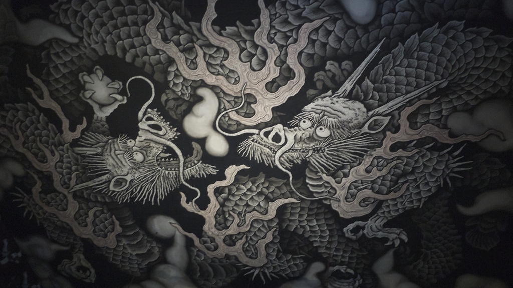 Two dragons by Koizumi Junsaku