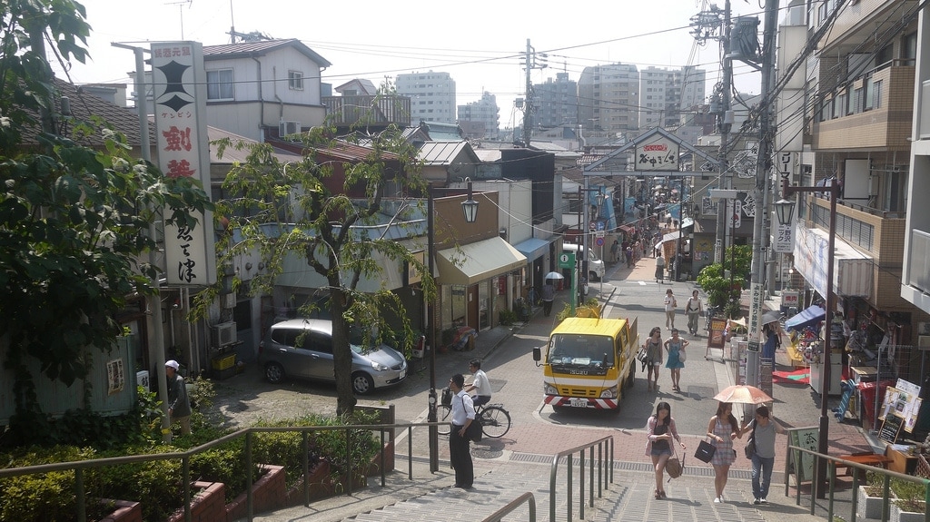Yanaka Snake Street