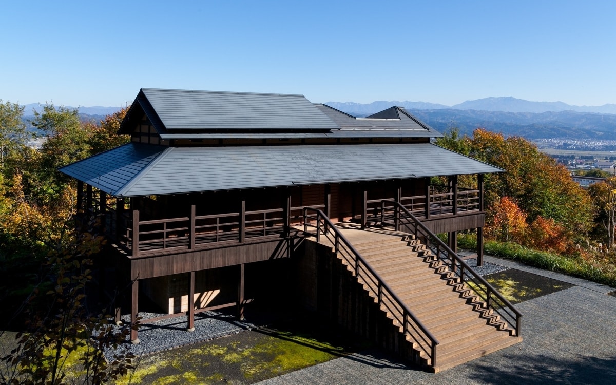 Staying at James Turrell's House Of Light (光の館) in Japan 