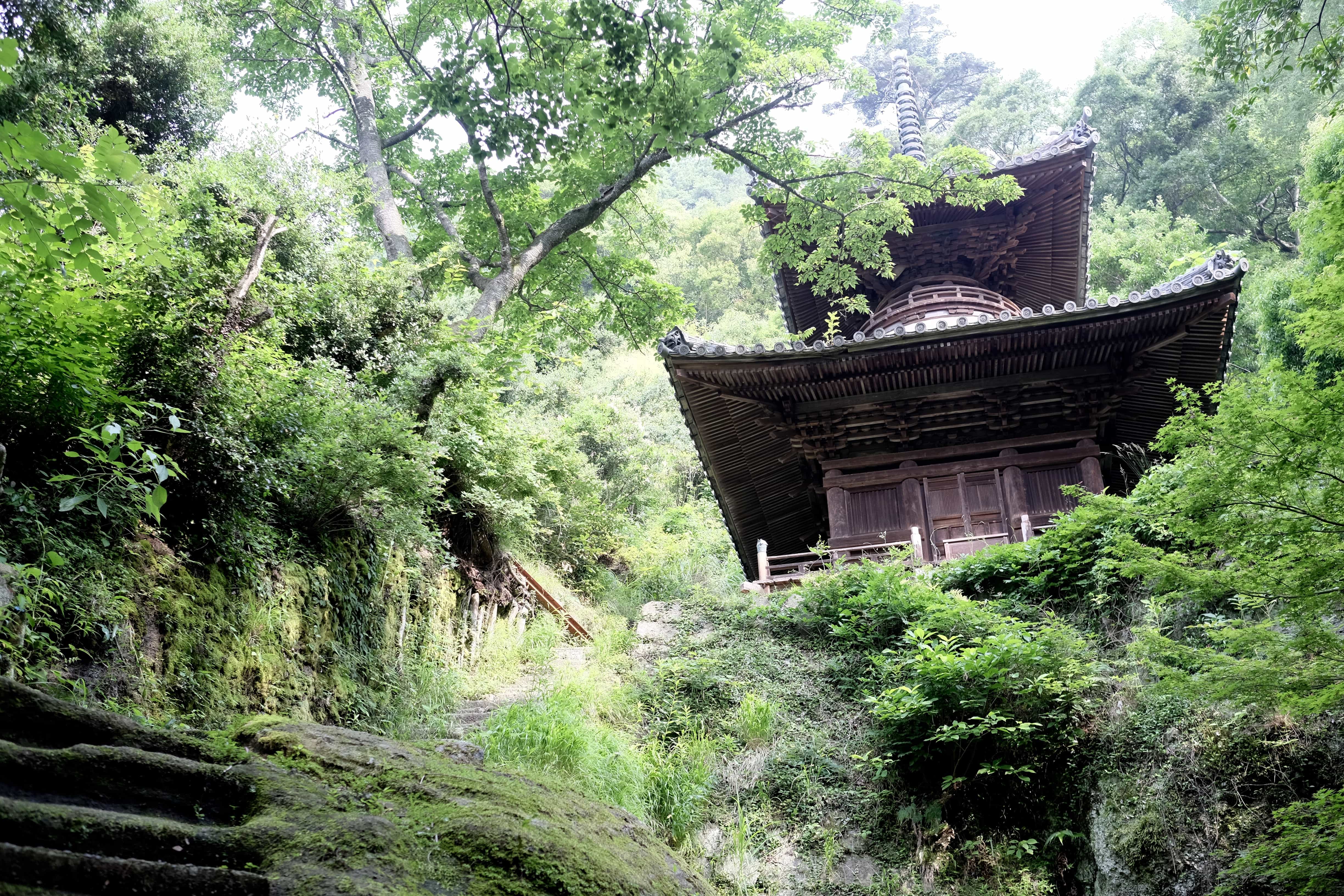 Iyadani-ji Temple