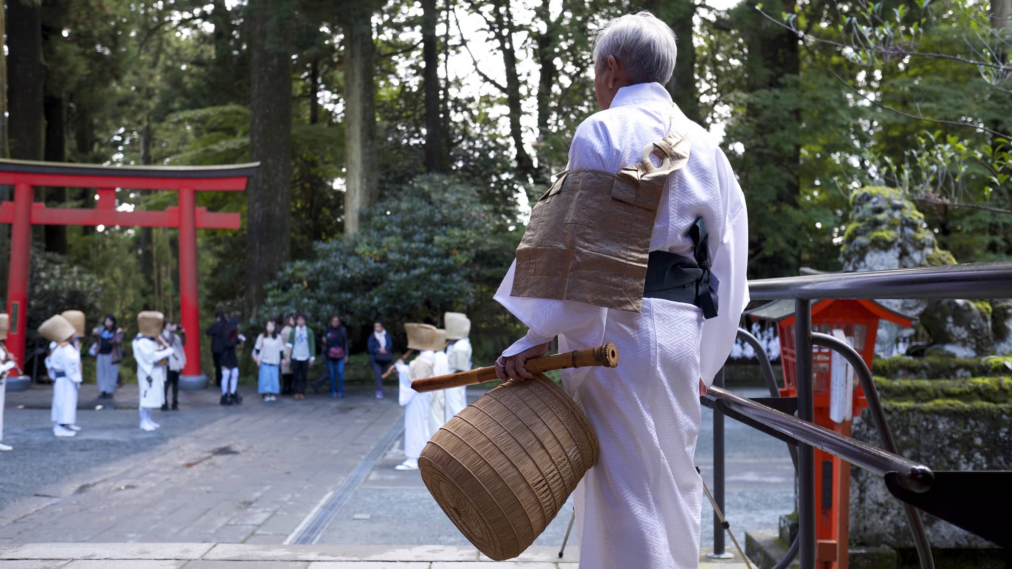 Egoless Monks at Hakone Shrine